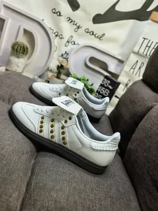 Adidas 白金 无鞋带 带式扣 金属眼扣 生活方式运动鞋 7