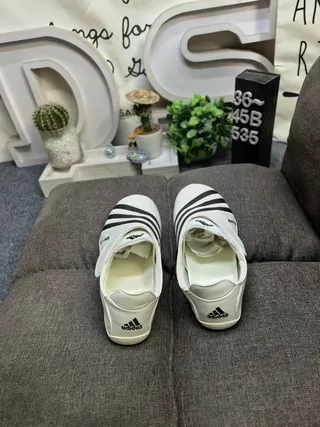 Adidas সাদা সবুজ স্লিপ-অন ইলাস্টিক স্ট্র্যাপ ক্লোজার ক্যাজুয়াল জুতো 8