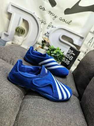 Adidas সাদা সবুজ স্লিপ-অন ইলাস্টিক স্ট্র্যাপ ক্লোজার ক্যাজুয়াল জুতো 19