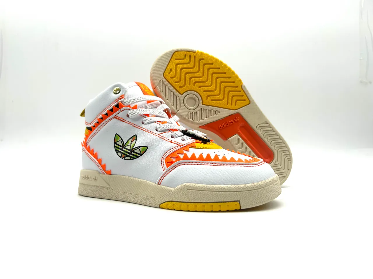 Adidas White Red Low-Top Cupsole Lifestyle Sneakers 4
