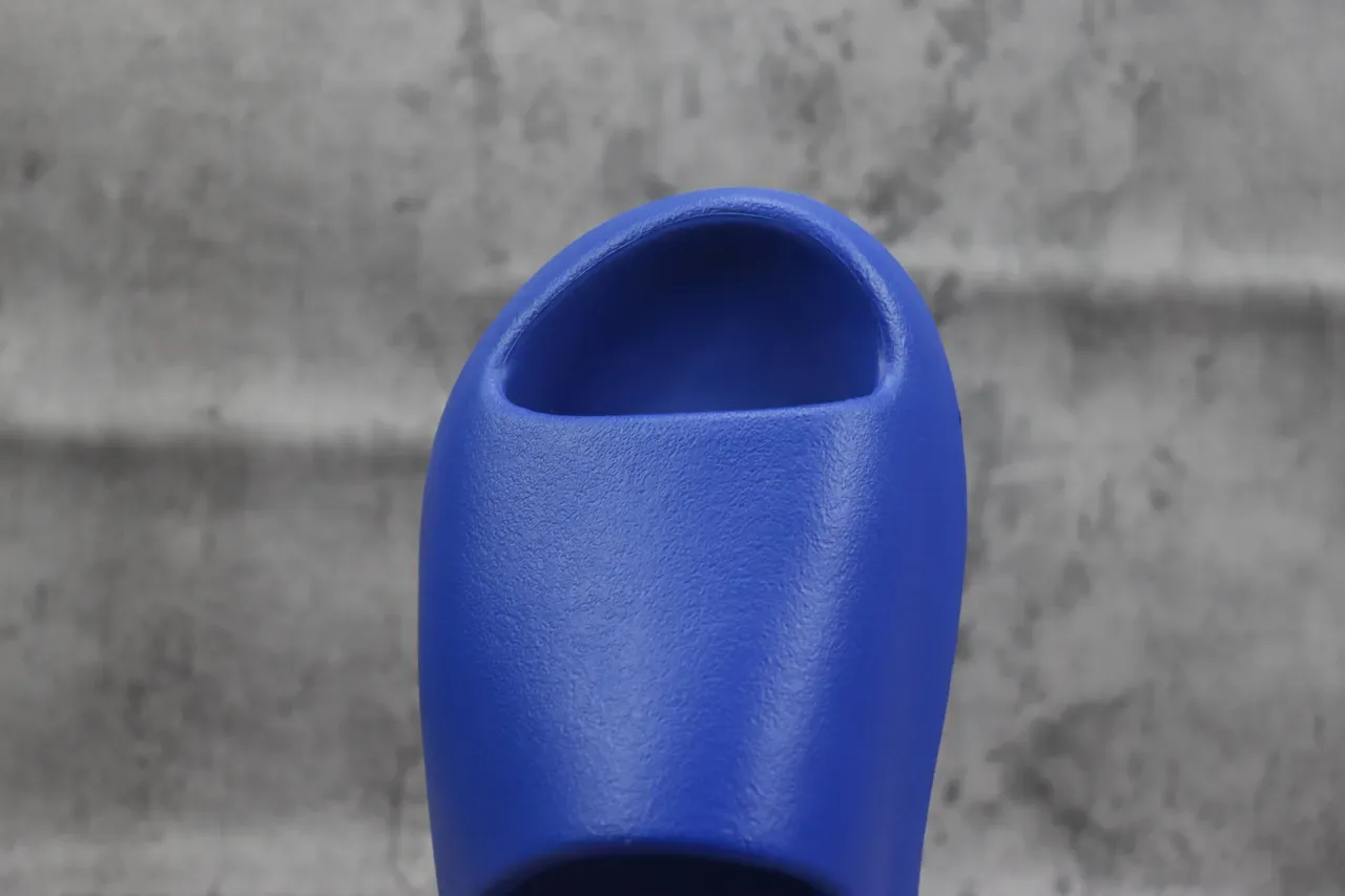 Adidas Yeezy Slide Blue Molded Slipper 5