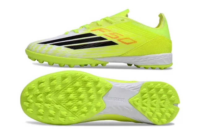 Adidas 黄白霓虹合成鞋面 黑色三条纹 人工草坪足球鞋 15