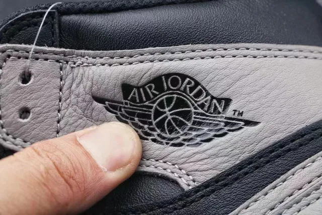Air Jordan 1 High Zapatos de Baloncesto de Cuero Negro y Gris 5