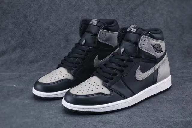 Air Jordan 1 High Zapatos de Baloncesto de Cuero Negro y Gris 9