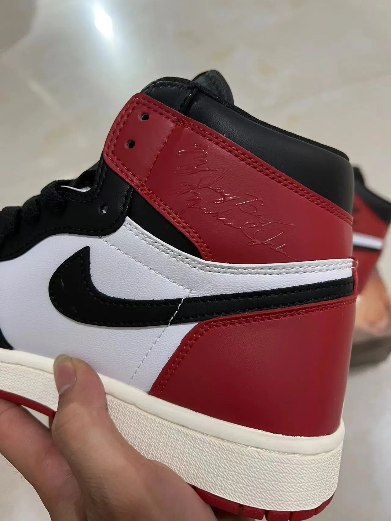 Air Jordan 1 High Red Black White Basketball Shoes 9