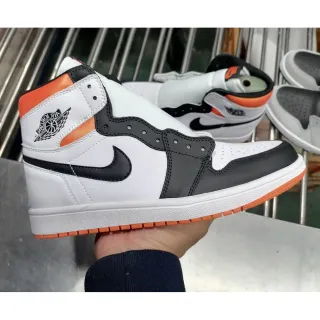 Air Jordan 1 High 白黑橙篮球鞋