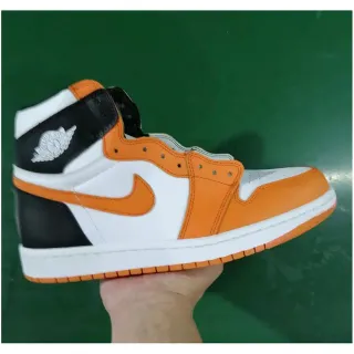 Air Jordan 1 High 白 橙 黑 篮球鞋