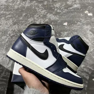 Air Jordan 1 Navy White Black 篮球鞋