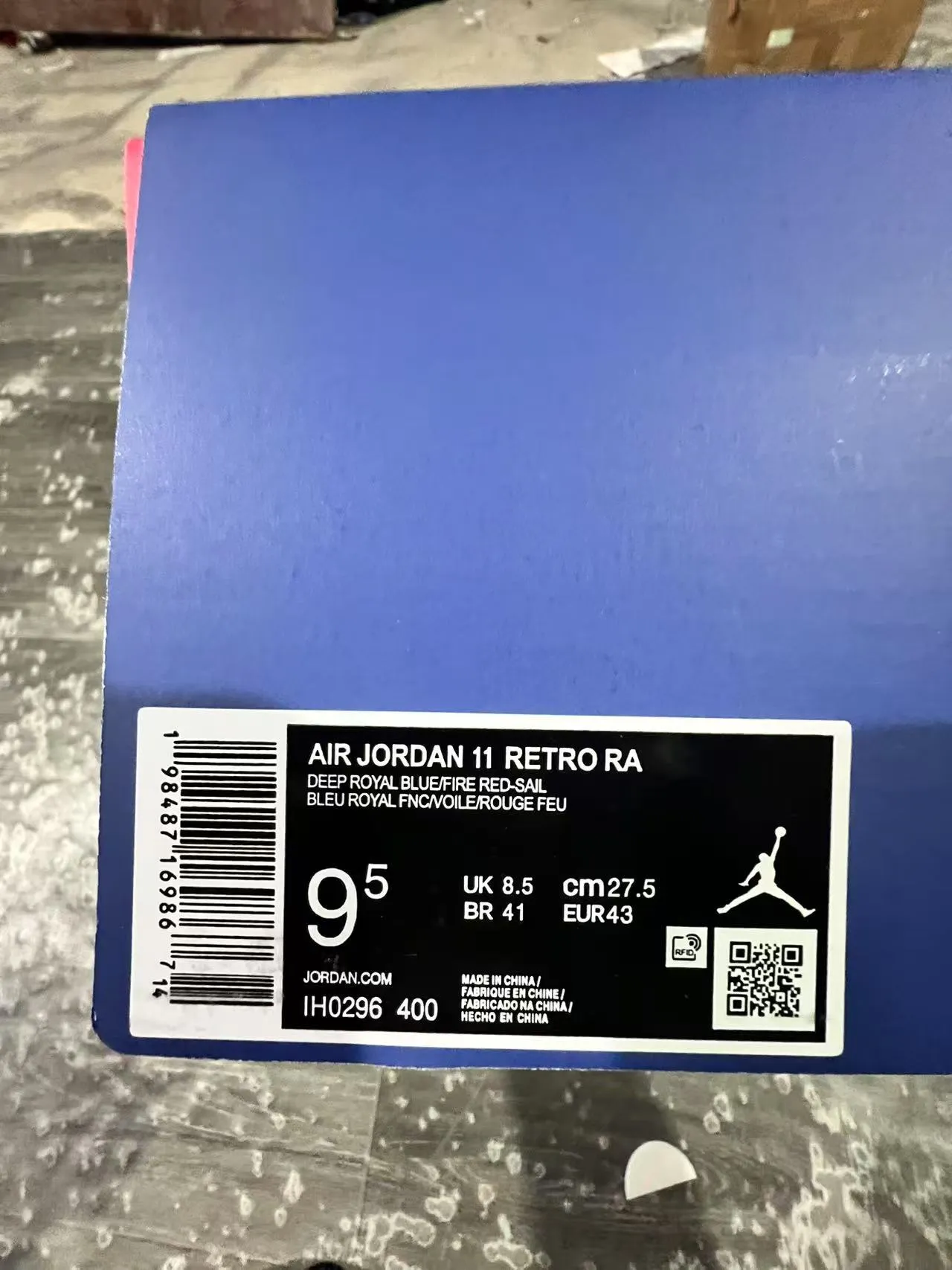 Air Jordan 11 Chaussures de Basketball en Cuir Patent Blanc Bleu Royal 10