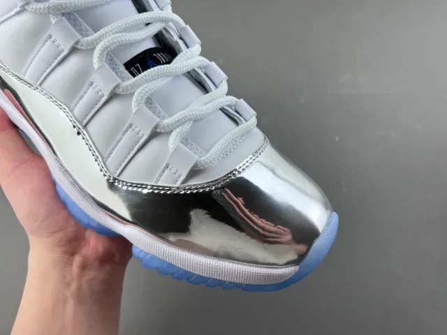 Air Jordan 11 Blanc Argent Bleu Métallique Chaussures de Basket 2