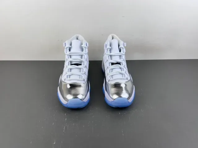 Air Jordan 11 Blanc Argent Bleu Métallique Chaussures de Basket 12