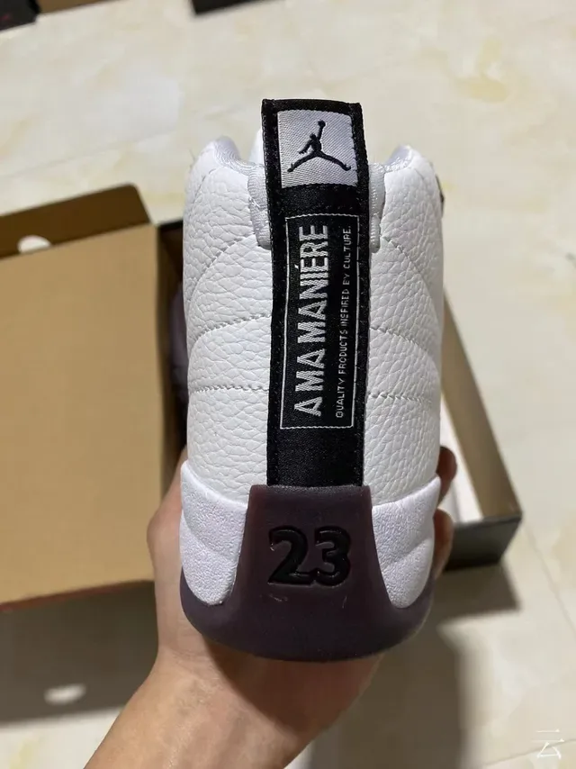 Air Jordan 12 Branco Borgonha Couro Quiltado Tênis de Basquete 6