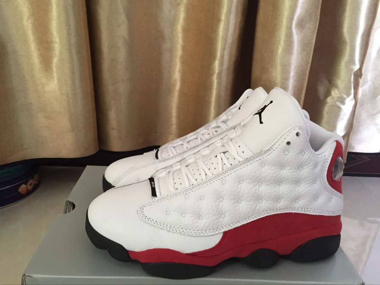 Tênis de basquete Air Jordan 13 branco vermelho preto 8