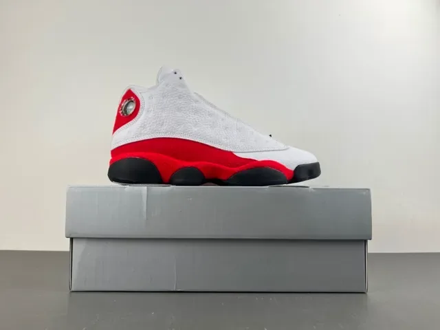 Air Jordan 13 白红黑篮球鞋 14