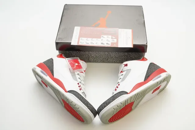 Air Jordan 3 White Cement Red zapatillas de baloncesto 4