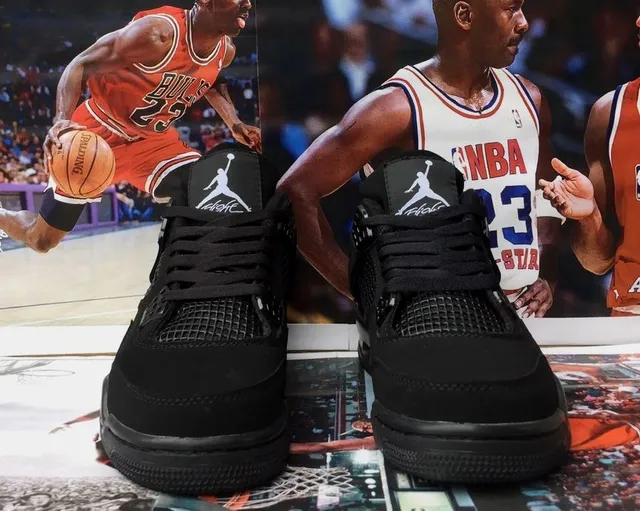 Zapatillas de baloncesto Air Jordan 4 totalmente negras 2