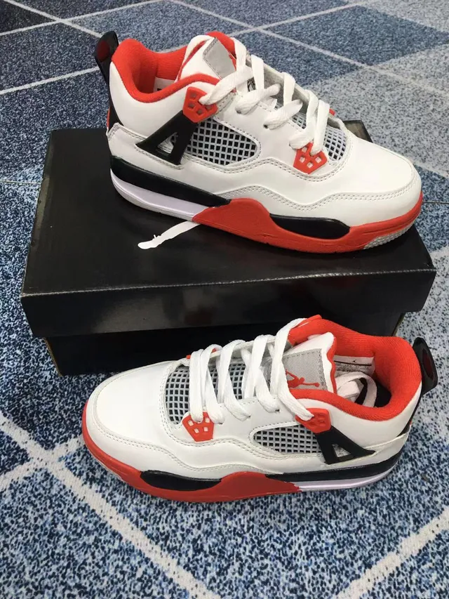 Air Jordan 4 काले लाल बच्चों के बास्केटबॉल जूते 24