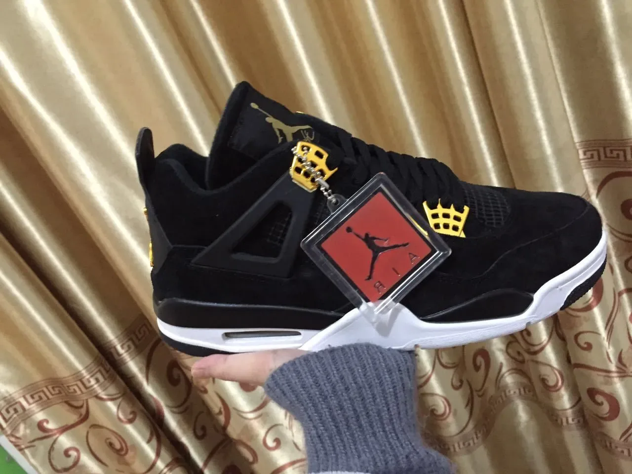 Air Jordan 4 Black White Gold Basketball Shoes 4