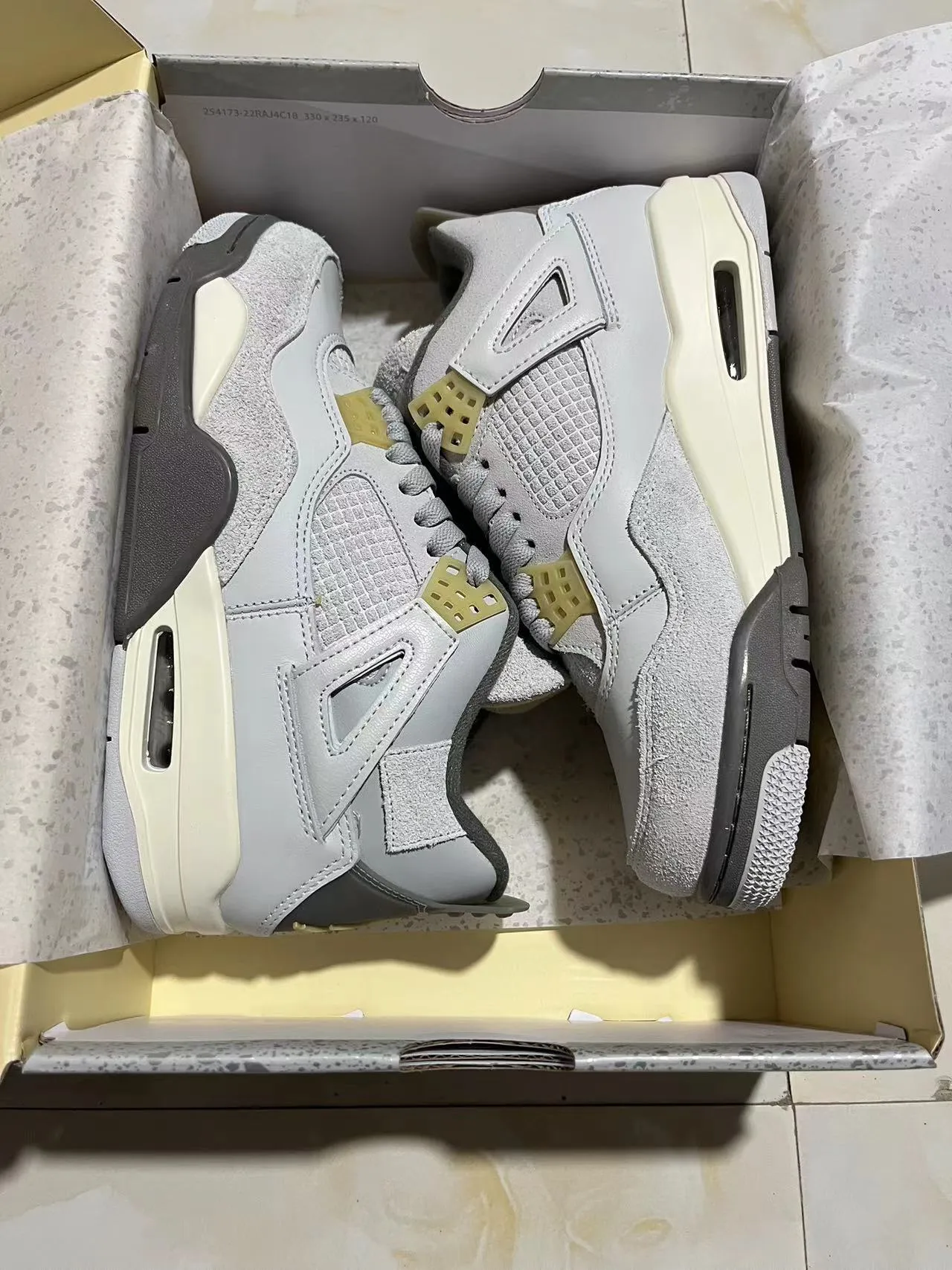 Air Jordan 4 Zapatos de Baloncesto Gris Claro y Off-White 7