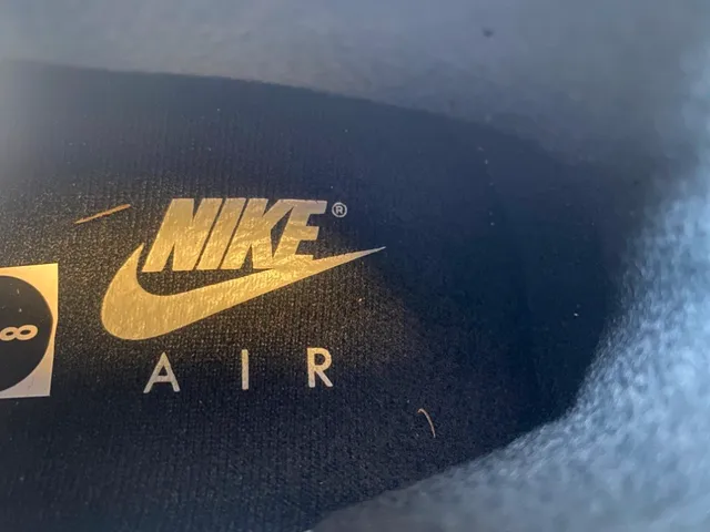 Air Jordan 4 单色黑色篮球鞋 6