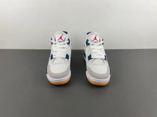 Air Jordan 4 白海军蓝生胶底篮球鞋 11