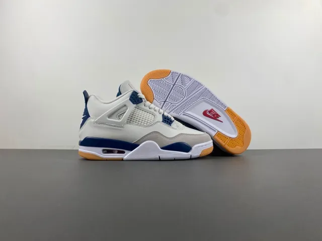 Air Jordan 4 白海军蓝生胶底篮球鞋 12