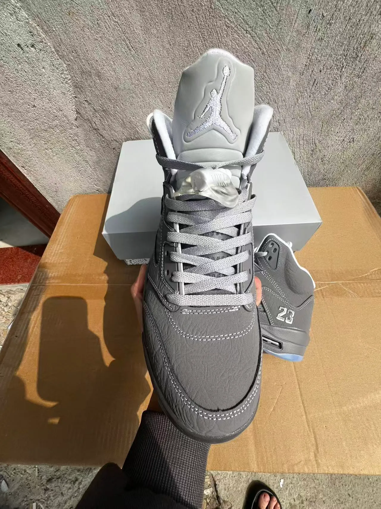 Tênis de basquete Air Jordan 5 cinza e azul gelo 3