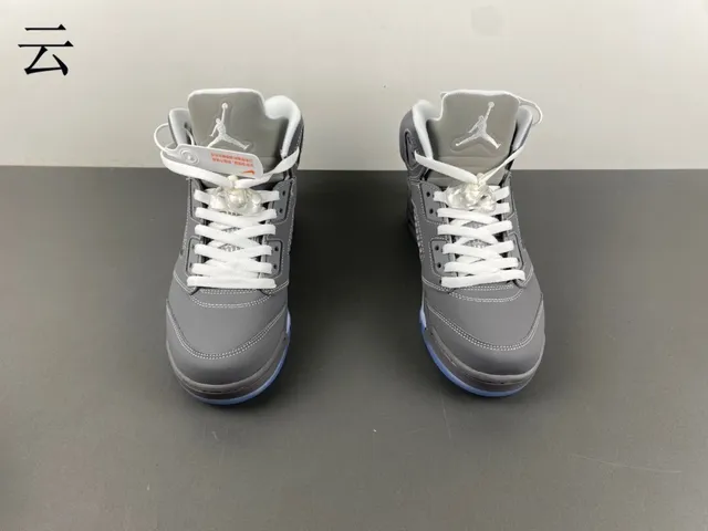 Air Jordan 5 رمادي وأزرق فاتح حذاء كرة السلة 7