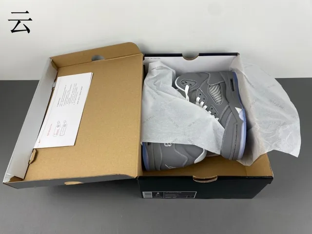 Air Jordan 5 رمادي وأزرق فاتح حذاء كرة السلة 10