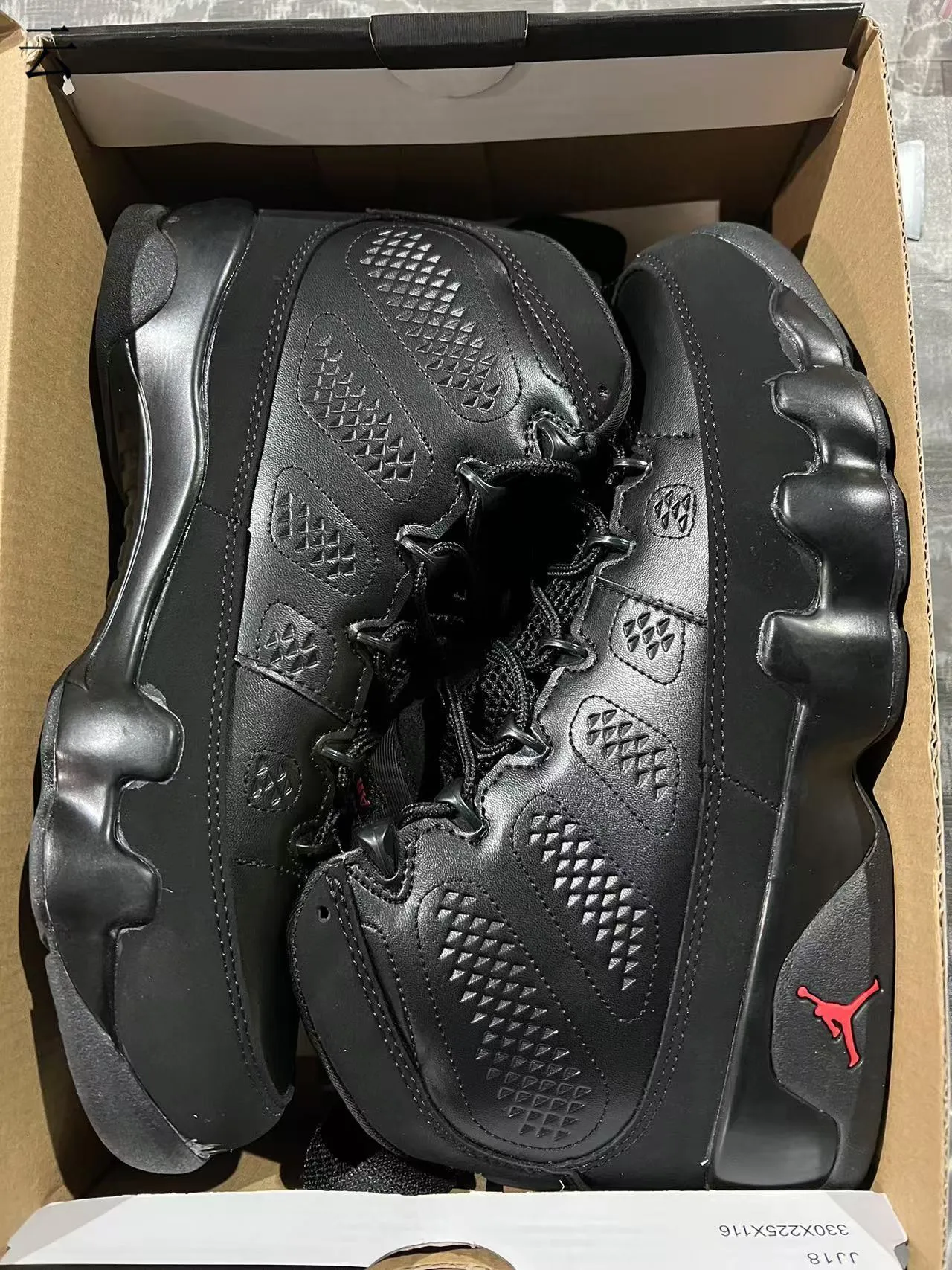Air Jordan 9 أسود وأحمر حذاء كرة السلة 9