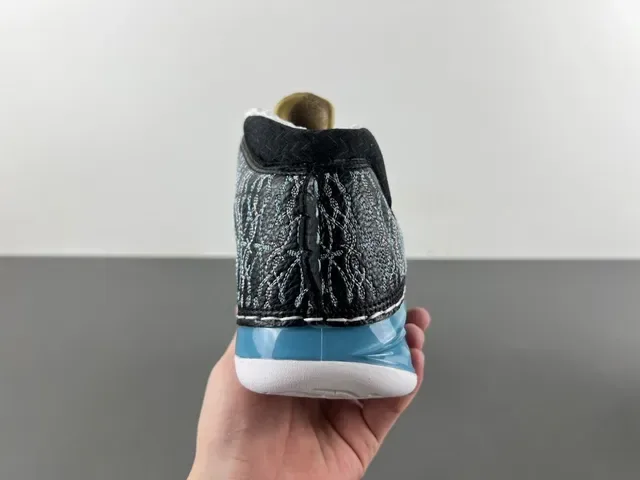 Air Jordan Noir et Bleu High-Top Semelle Intermédiaire Translucide Chaussures de Basketball 4