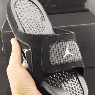 Air Jordan zapatillas negras grises con empiègne similar a ante logo Jumpman blanco