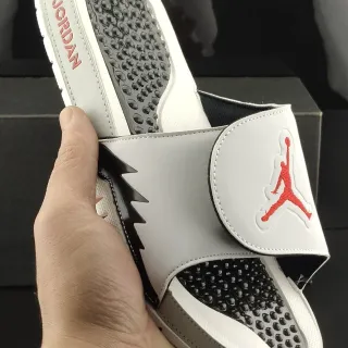 Air Jordan Hydro 7 白黑红拖鞋