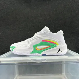 Air Jordan ISOPLATE সাদা সবুজ নিয়ন গোলাপি বাস্কেটবল জুতো