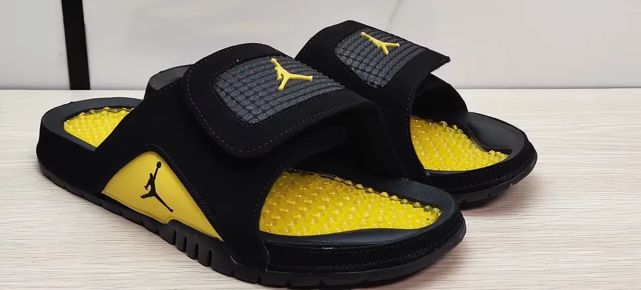 Air Jordan Slide 黑黄 Podded Footbed 拖鞋 4