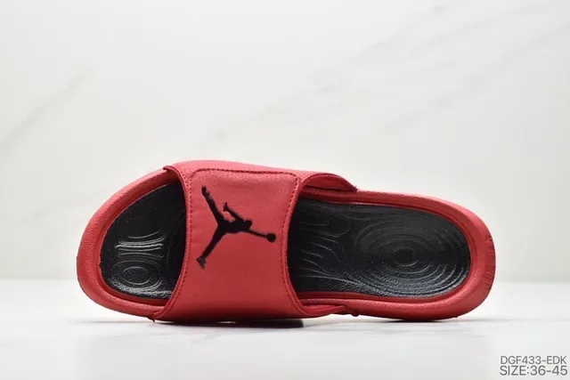 Air Jordan Slide أحمر أسود 5