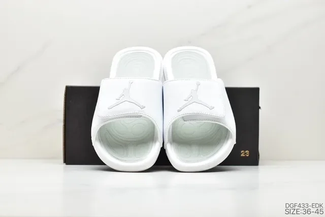 Air Jordan Slide Blancs Jumpman Logo mules 3