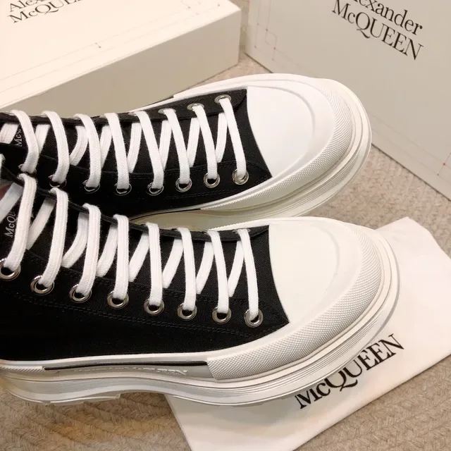 Alexander McQueen Oversized Sneaker Black and White Lifestyle Sneakers 2
