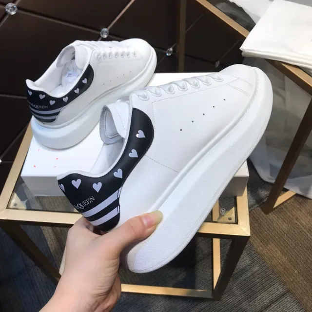 Alexander McQueen Oversized Sneaker White Black Platform Sole Leather Upper Lifestyle Sneakers 5