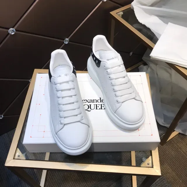 Alexander McQueen Oversized Sneaker White Black Platform Sole Leather Upper Lifestyle Sneakers 7