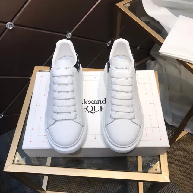 Alexander McQueen Oversized Sneaker White Black Platform Sole Leather Upper Lifestyle Sneakers 9