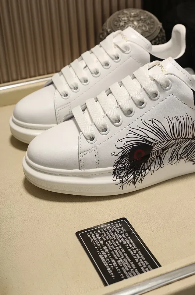 Alexander McQueen 白色黑色孔雀羽毛剪影图形宽松生活方式运动鞋 5