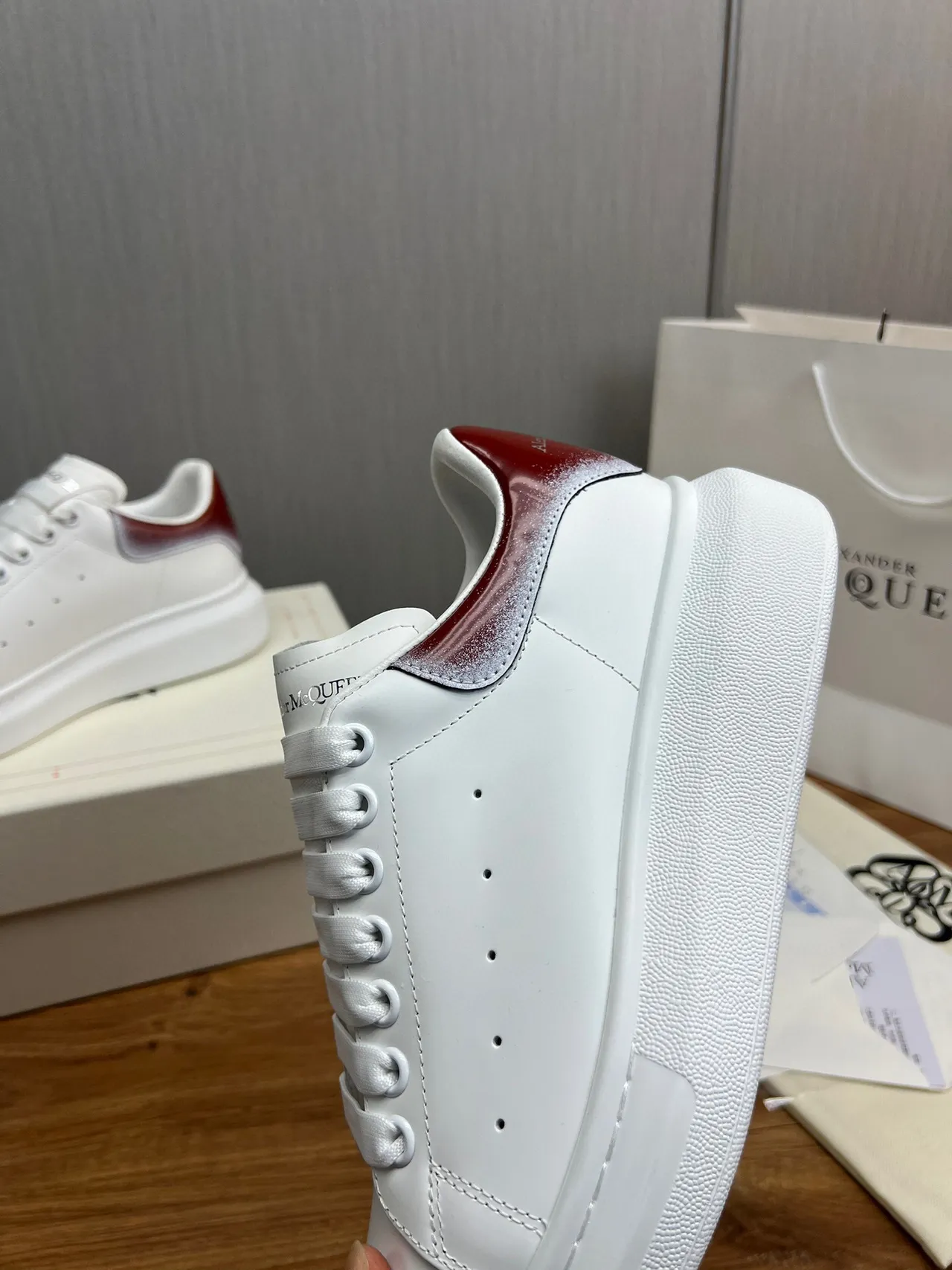 Alexander McQueen Oversized Sneaker White Red Platform Sole Smooth Leather Upper Lifestyle Sneakers 7