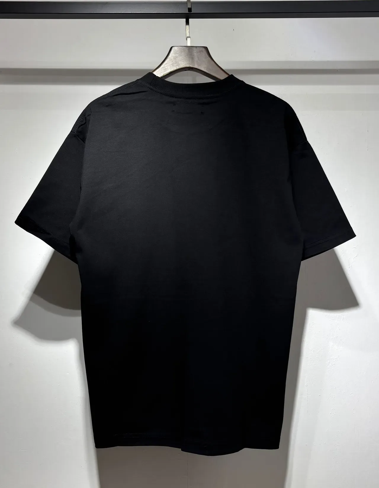 T-shirt graphique Amiri à logo ovale 2