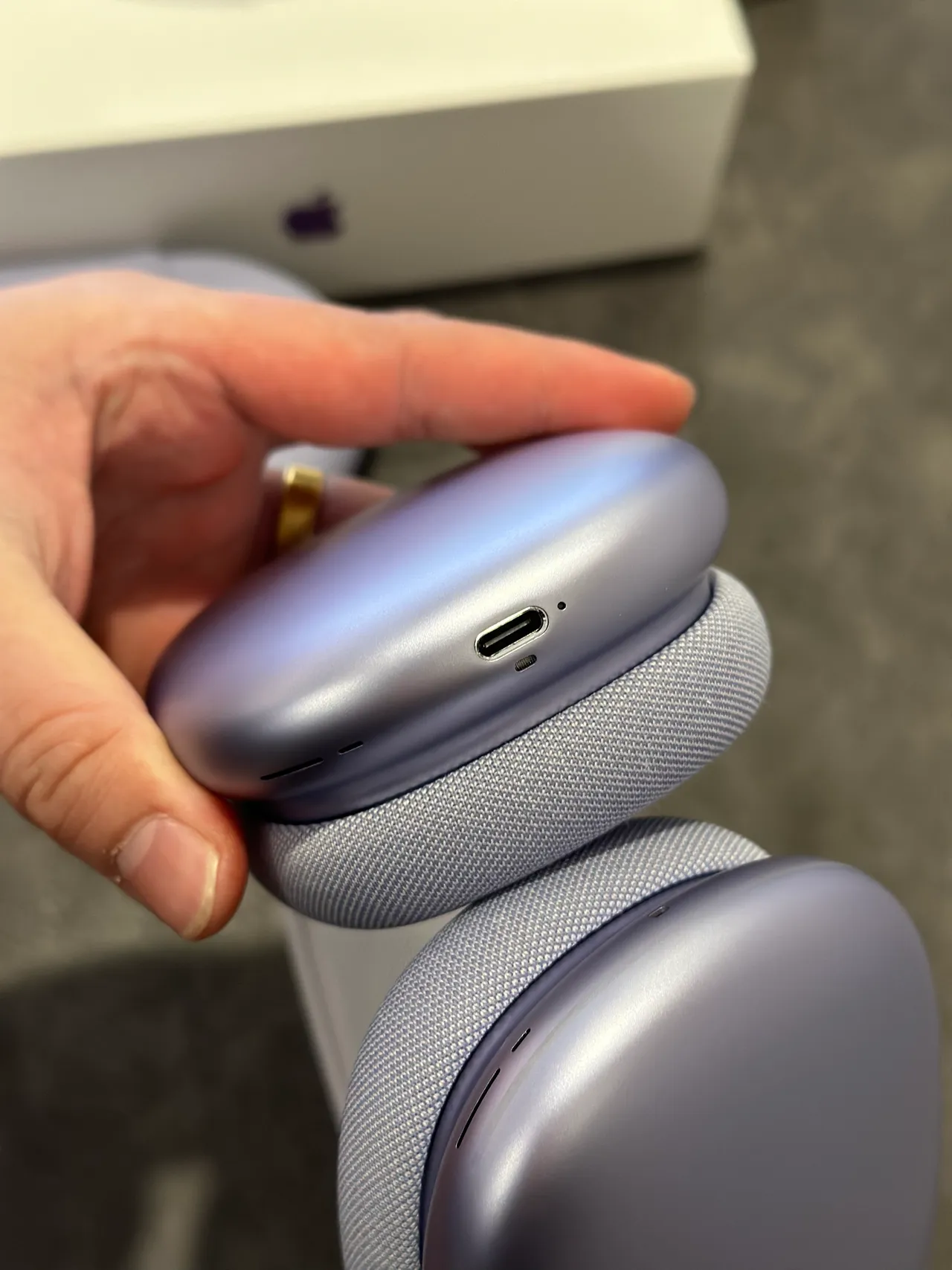 Apple AirPods Max Lavender Over-ear Headphones 9