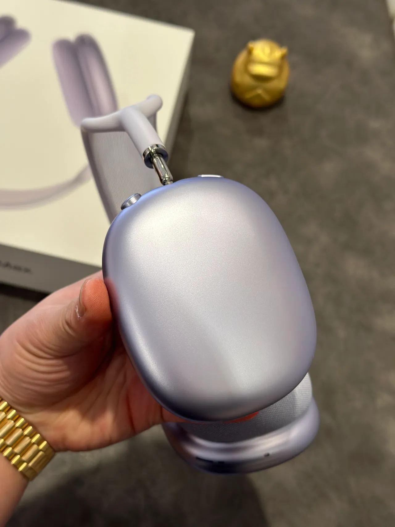 Apple AirPods Max Lavender Over-ear Headphones 15