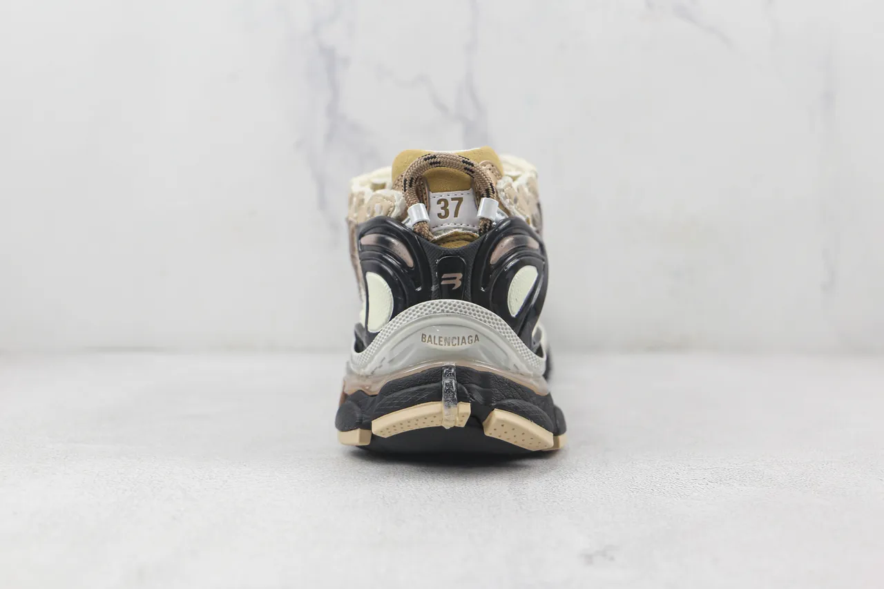 ASICS Beige Black Mesh And Synthetic Overlay Construction Sculpted Multi-Density Midsole Running Shoes 9