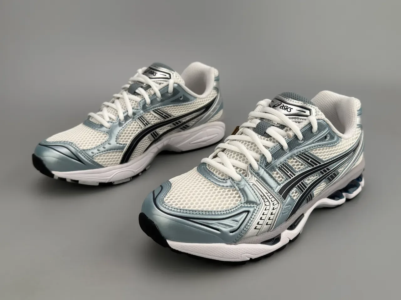 ASICS Gel-Kayano Argent Blanc Noir Chaussures de course 9