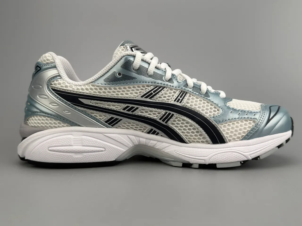 ASICS Gel-Kayano Argent Blanc Noir Chaussures de course 10