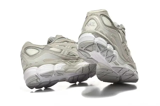 ASICS Gray White Layered Synthetic Cage Mesh Paneling Running Shoes 5